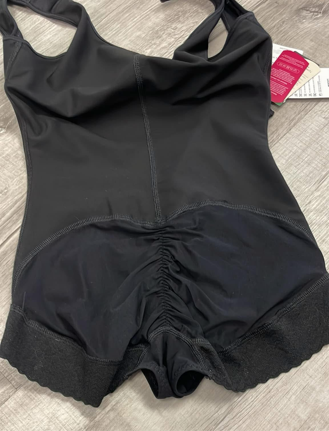 1029 faja body Lilia Melibelt