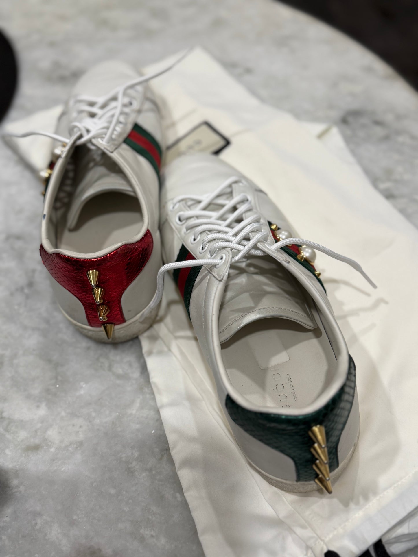 Used Gucci Sneakers