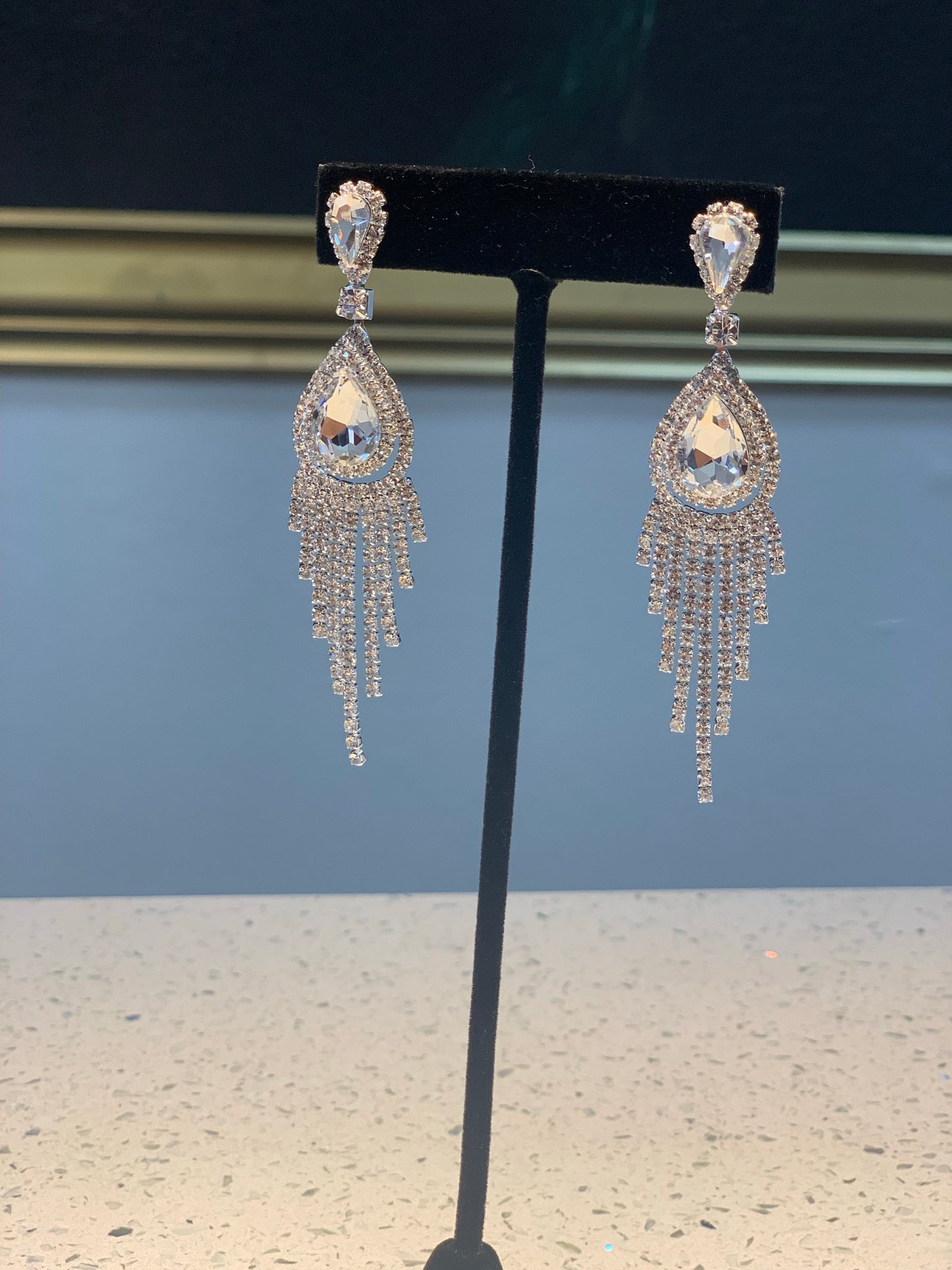 Teardrop earrings
