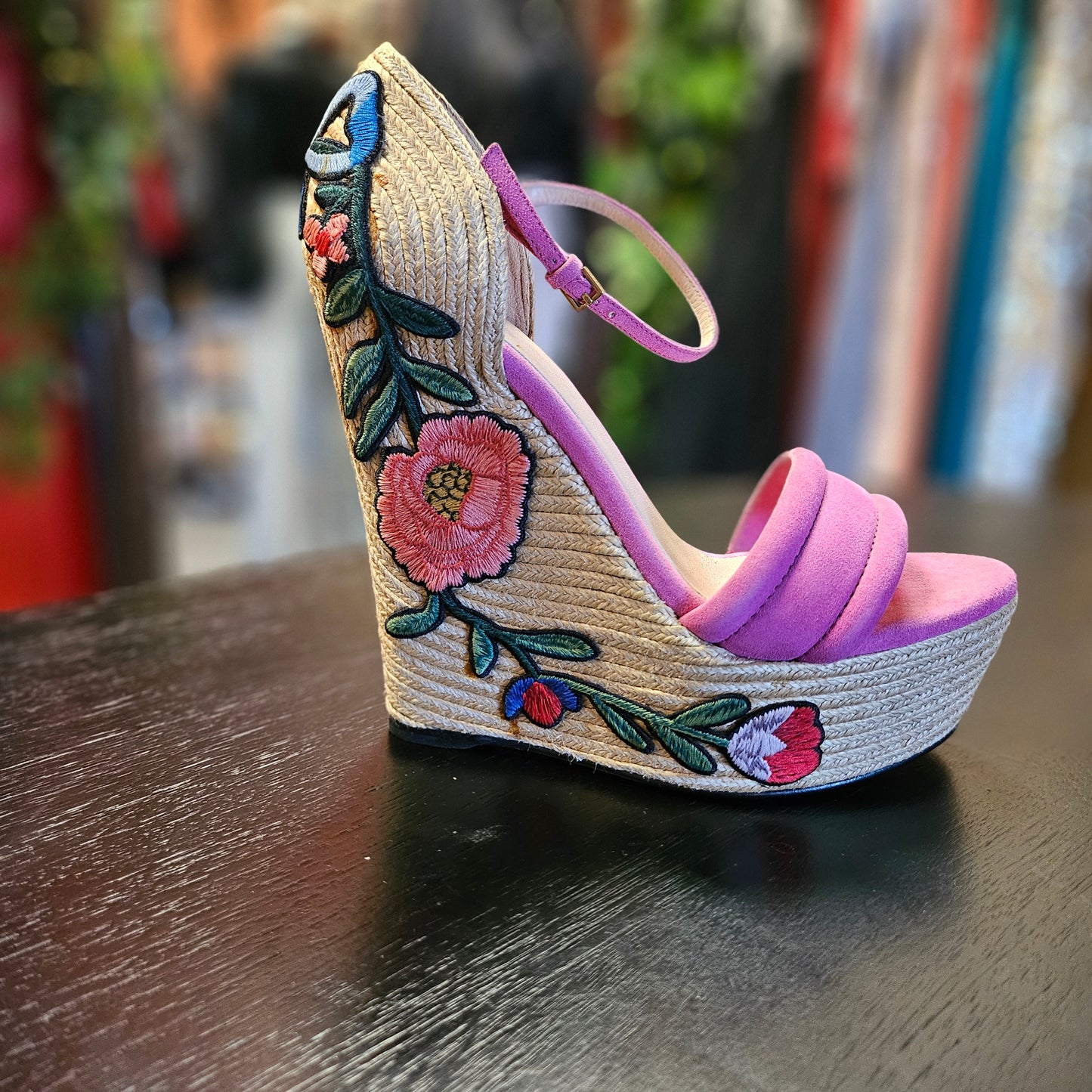 GUCCI SUEDE FLORAL EMBROIDERED WEDGE PLATFORM ANKLE STRAP