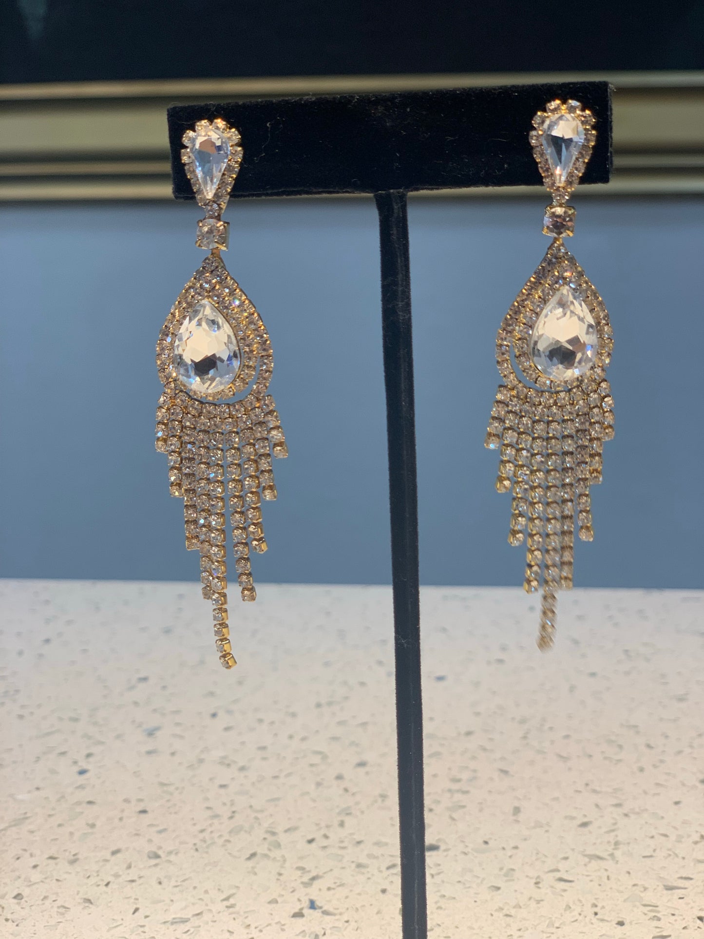 Teardrop earrings
